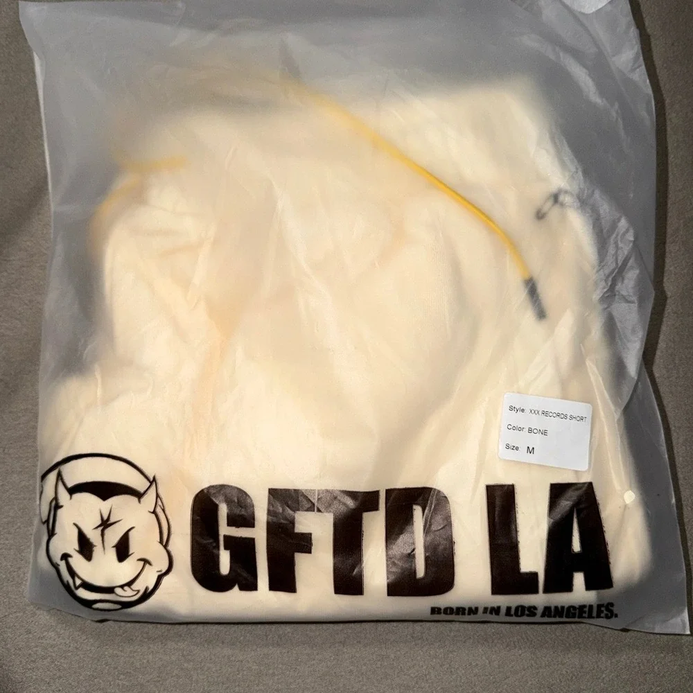 GFTD LA XXX Records Shorts Mens Medium Bone Cream Graphic Fleece Sweat Shorts